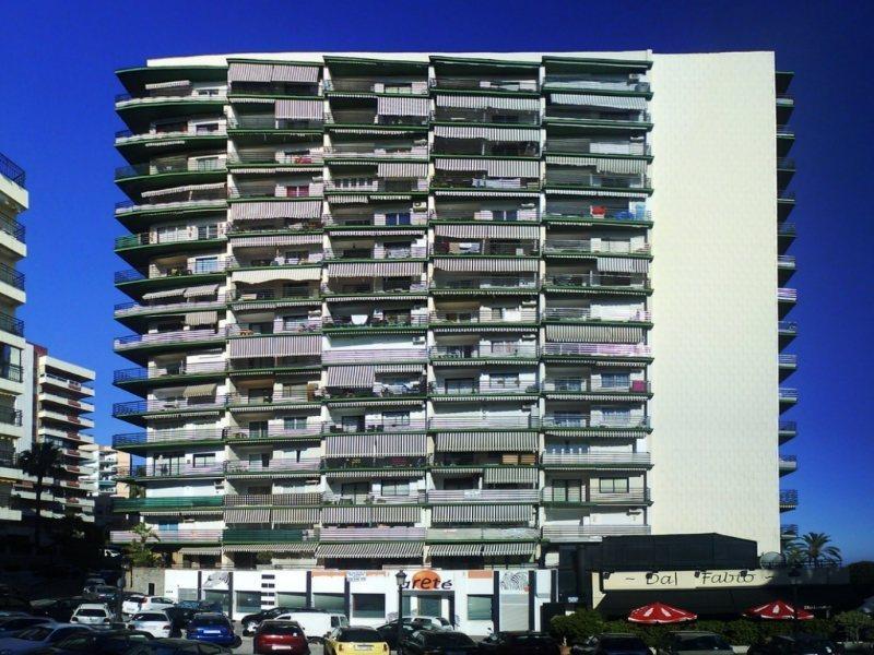Apartamentos Mediterraneo มาร์เบยา ภายนอก รูปภาพ