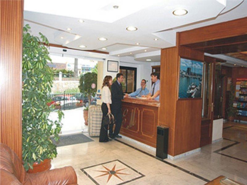 Apartamentos Mediterraneo มาร์เบยา ภายนอก รูปภาพ
